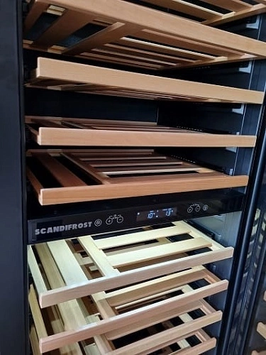 Шкаф винный SCANDIFROST WFG110C — изображение 4